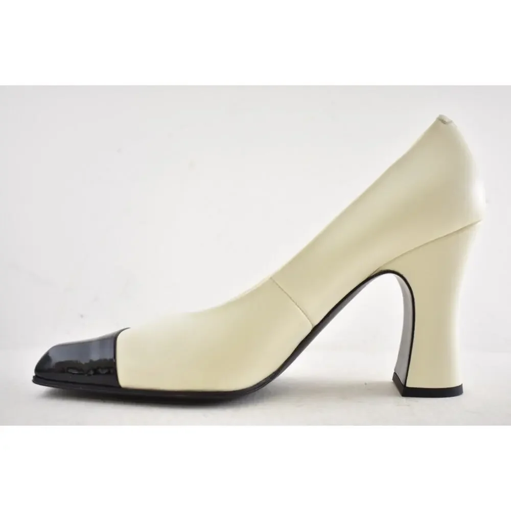 Chanel 26S Blazy Ivory Black Square Toe CC Gold Logo Block Heel Classic Pump 41